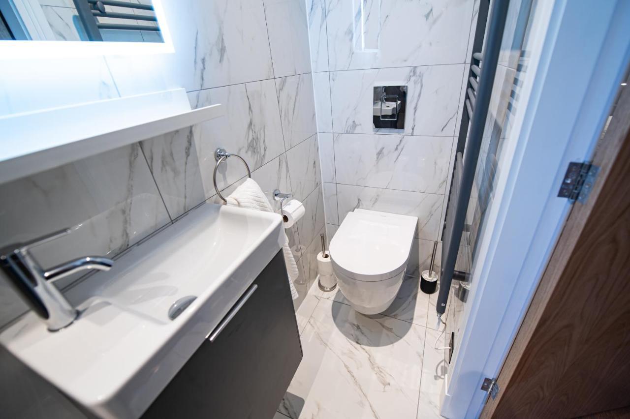 The Nest - Luxury 16 Person Apt W Jacuzzi & Parking Блекпул Екстер'єр фото