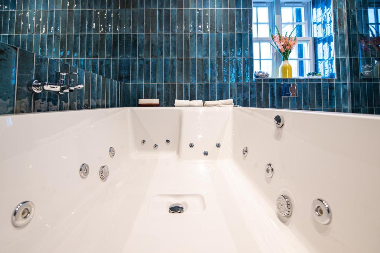 The Nest - Luxury 16 Person Apt W Jacuzzi & Parking Блекпул Екстер'єр фото